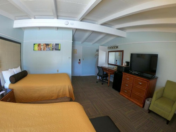 Copper Lantern Motor Lodge image 16